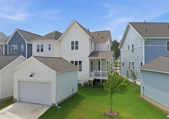 Photo 2 of Single family home for sale at 1816 Lumineer Ln, Wendell, NC 27591 | MLS# 10151333 | Listing updated on 2026-09-02