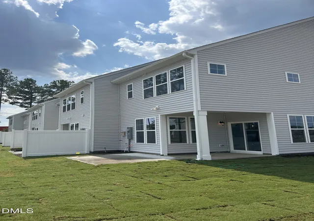 Photo 3 of Townhouse for sale at 330 Short Ridge Way, Rolesville, NC 27571 | MLS# 10151911 | Listing updated on 2026-10-05