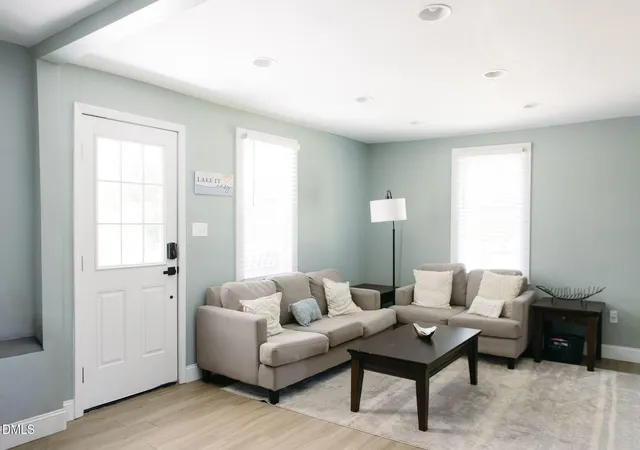 Photo 4 of Single family home for sale at 193 Grapevine Dr, Roxboro, NC 27574 | MLS# 10192304 | Listing updated on 2026-09-24