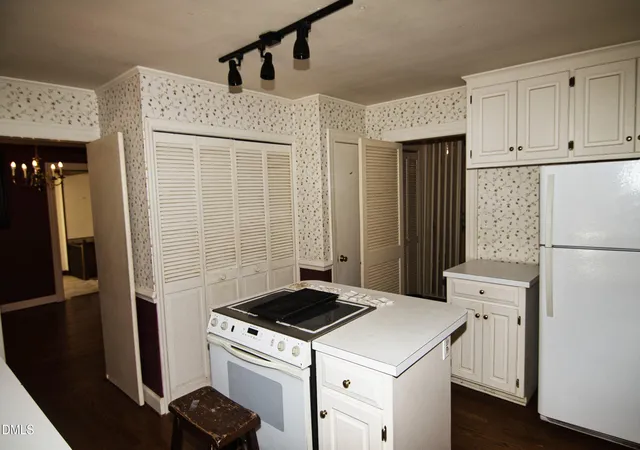 Photo 4 of Sale Pending at 713 Burton St, Rocky Mount, NC 27803 | MLS# 10153796 | Listing updated on 2026-09-08