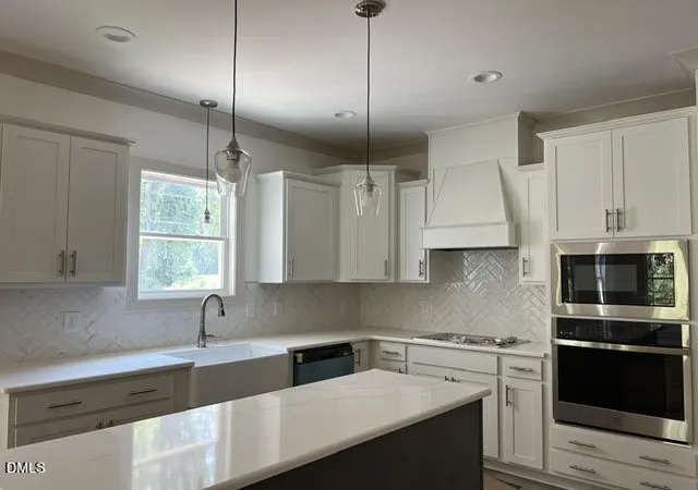 Photo 3 of Single family home for sale at 119 Big Pine Rd, Clayton, NC 27520 | MLS# 10173836 | Listing updated on 2026-09-13