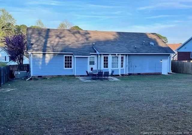 Photo 2 of Single family home for sale at 5705 Kingstree Dr, Fayetteville, NC 28304 | MLS# 759456 | Listing updated on 2026-09-10