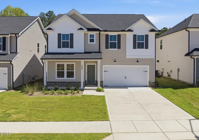 Photo 1 of Single family home for sale at 204 Armorial Ct, Willow Spring, NC 27592 | MLS# 10155865 | Listing updated on 2026-09-21