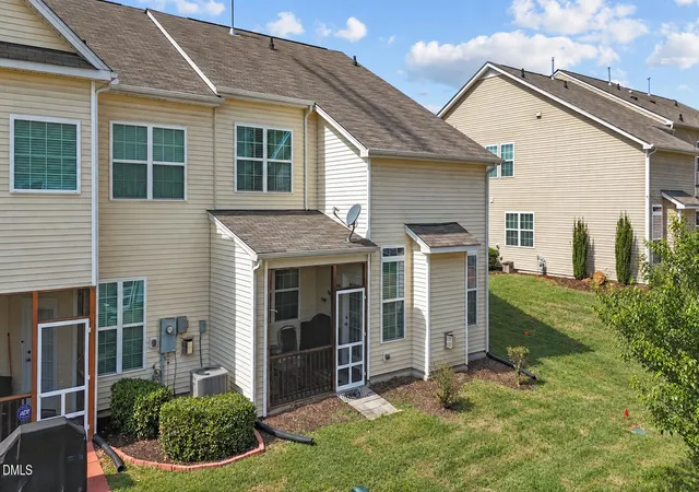 Photo 3 of Sale Pending at 1016 Skyler Ln, Durham, NC 27705 | MLS# 10156773 | Listing updated on 2026-10-02