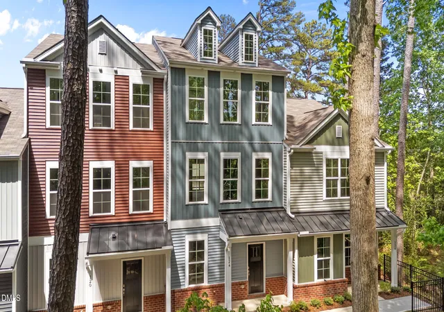 Photo 3 of Townhouse for sale at 124 Oyster Ln #22, Garner, NC 27529 | MLS# 10158713 | Listing updated on 2026-09-20