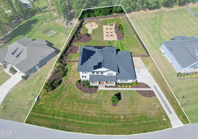 Photo 2 of Sale Pending at 4316 Mosaic Ct, Apex, NC 27539 | MLS# 10193131 | Listing updated on 2026-09-30