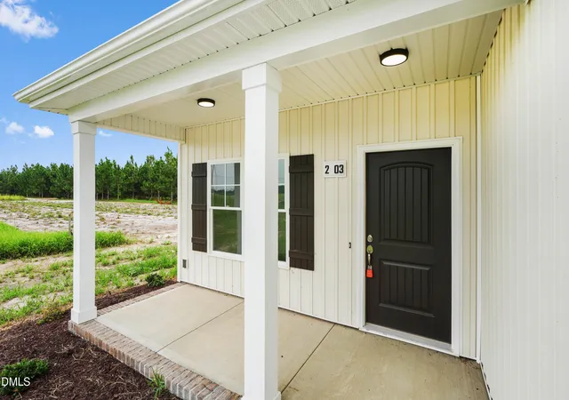 Photo 4 of Single family home for sale at 2803 US 13, Goldsboro, NC 27530 | MLS# 10160471 | Listing updated on 2026-09-10