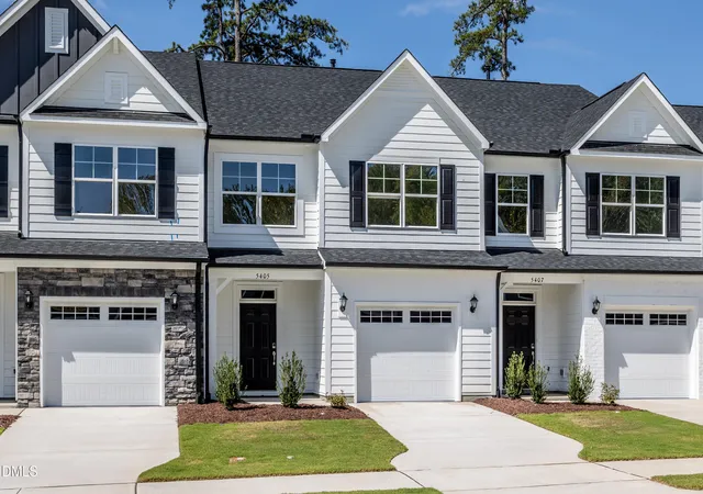 Photo 2 of Townhouse for sale at 5405 Running Fox Ln, Durham, NC 27703 | MLS# 10161268 | Listing updated on 2026-09-26