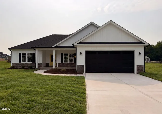Photo 2 of Single family home for sale at 3731 Chatsworth Dr, La Grange, NC 28551 | MLS# 10162023 | Listing updated on 2026-09-28