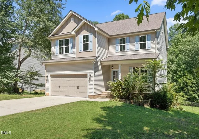 Photo 3 of Single family home for sale at 10 Somerset Dr, Franklinton, NC 27525 | MLS# 10162205 | Listing updated on 2026-09-04
