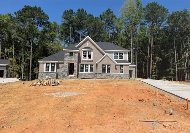 Photo 2 of Single family home for sale at 82 Ogden Cir, Clayton, NC 27527 | MLS# 10162586 | Listing updated on 2026-09-20