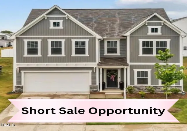 Photo 1 of Single family home for sale at 185 Horseshoe Pl, Angier, NC 27501 | MLS# 10162897 | Listing updated on 2026-09-01