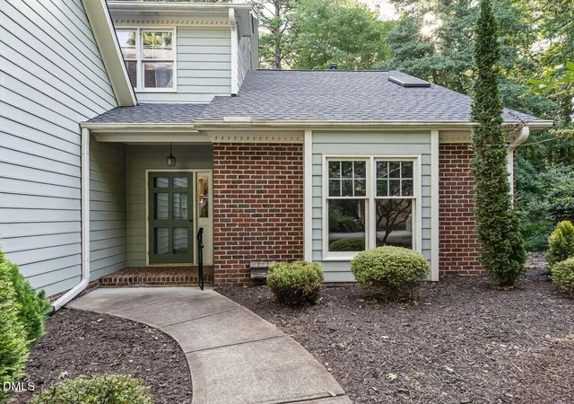 Photo 3 of Single family home for sale at 113 Prestwick Pl, Cary, NC 27511 | MLS# 10187755 | Listing updated on 2026-09-18
