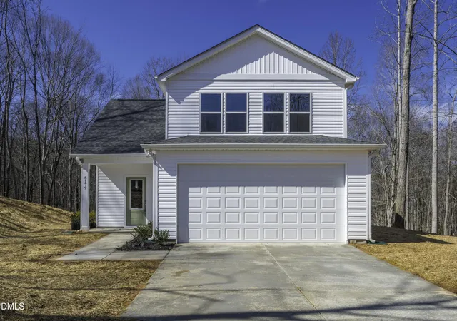 Photo 1 of Single family home for sale at 918 N Bickett Blvd, Louisburg, NC 27549 | MLS# 10166153 | Listing updated on 2026-09-10