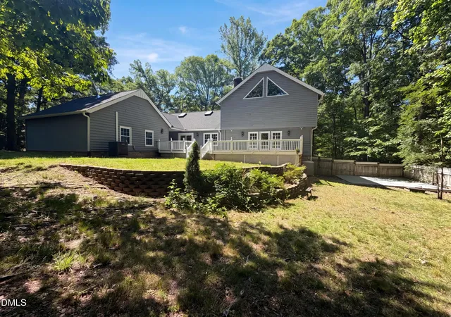 Photo 4 of Single family home for sale at 112 Queensferry Rd, Cary, NC 27511 | MLS# 10165515 | Listing updated on 2026-10-08