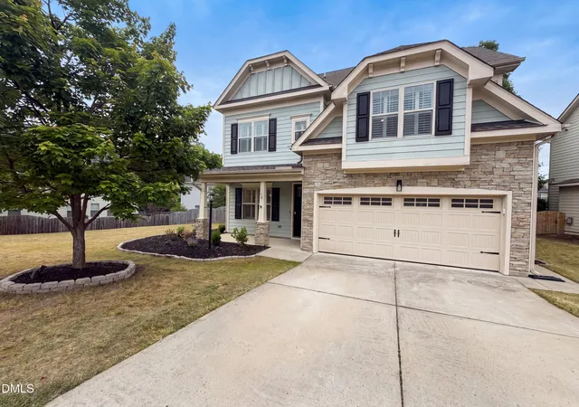 Photo 1 of Single family home for sale at 644 Ashe Lake Way, Fuquay Varina, NC 27526 | MLS# 10165935 | Listing updated on 2026-10-08