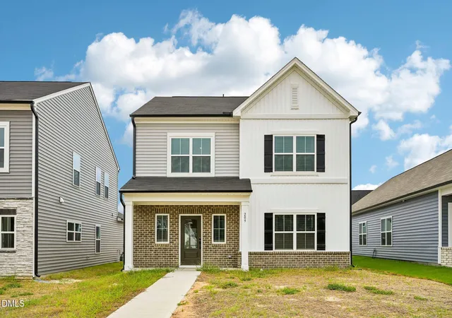 Photo 2 of Single family home for sale at 209 Marvel Dr #124, Rolesville, NC 27571 | MLS# 10166000 | Listing updated on 2026-09-14