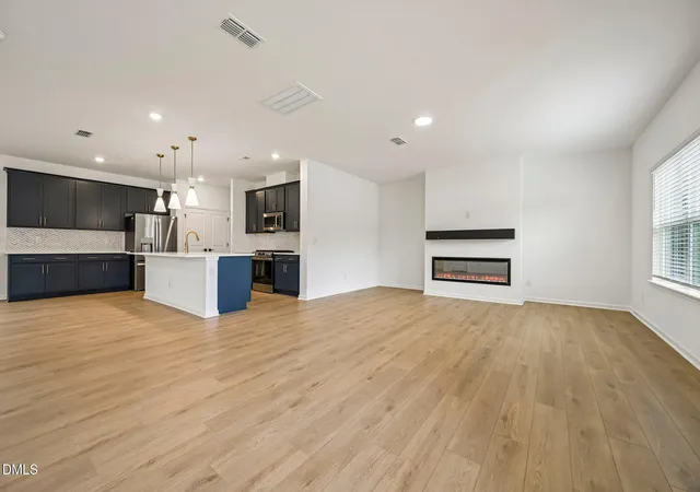 Photo 3 of Single family home for sale at 209 Marvel Dr #124, Rolesville, NC 27571 | MLS# 10166000 | Listing updated on 2026-09-14