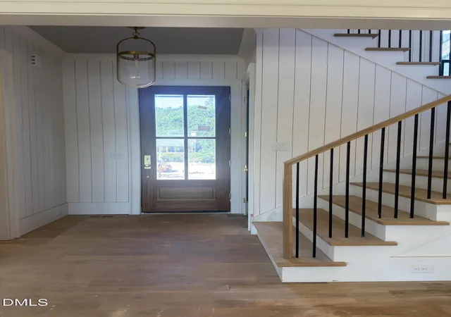 Photo 3 of Single family home for sale at 808 Brooks Ave, Raleigh, NC 27607 | MLS# 10166916 | Listing updated on 2026-09-17