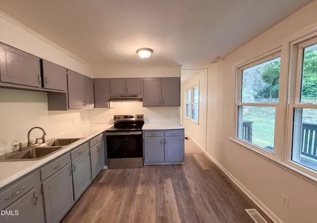 Photo 2 of Single family home for sale at 310 Robin Hood Dr, Raleigh, NC 27604 | MLS# 10167703 | Listing updated on 2026-09-16