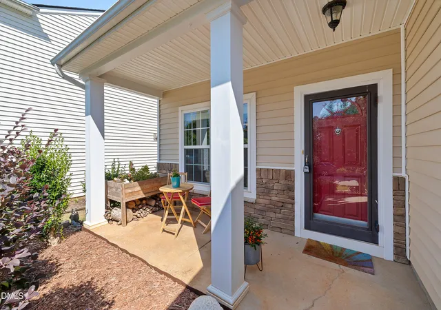 Photo 2 of Single family home for sale at 209 Arctic Ridge Way, Holly Springs, NC 27540 | MLS# 10191416 | Listing updated on 2026-09-20