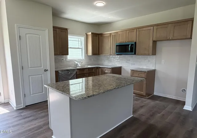 Photo 3 of Single family home for sale at 112 Shiloh Dr, Lillington, NC 27546 | MLS# 10189963 | Listing updated on 2026-09-01