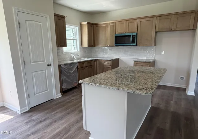 Photo 4 of Single family home for sale at 112 Shiloh Dr, Lillington, NC 27546 | MLS# 10189963 | Listing updated on 2026-09-01
