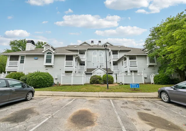 Photo 4 of Condo for sale at 4900 Avenida Del Sol Dr #102, Raleigh, NC 27616 | MLS# 10169660 | Listing updated on 2026-09-24