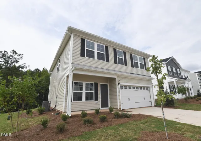 Photo 1 of Single family home for sale at 33 Plantation Dr, Youngsville, NC 27596 | MLS# 10170477 | Listing updated on 2026-09-22