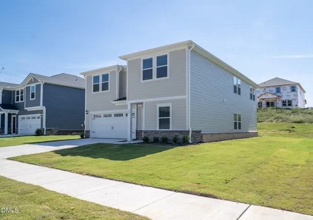 Photo 3 of Single family home for sale at 509 Southland Dr, Zebulon, NC 27597 | MLS# 10171793 | Listing updated on 2026-10-02