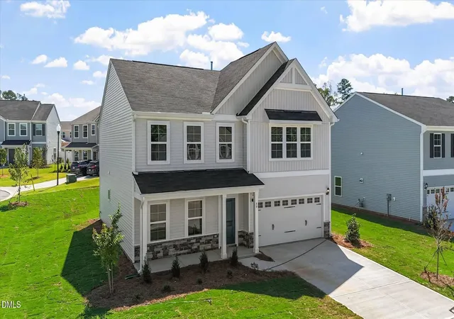 Photo 2 of Single family home for sale at 40 Plantation Dr, Youngsville, NC 27596 | MLS# 10171224 | Listing updated on 2026-10-07