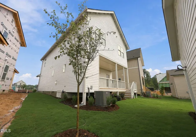 Photo 3 of Single family home for sale at 1832 Lumineer Ln, Wendell, NC 27591 | MLS# 10171366 | Listing updated on 2026-09-28