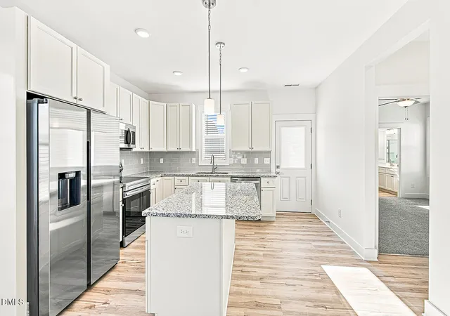 Photo 2 of Single family home for sale at 606 E Granville St, Dunn, NC 28334 | MLS# 10172215 | Listing updated on 2026-09-17