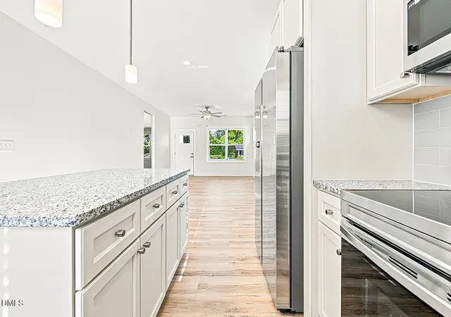 Photo 4 of Single family home for sale at 606 E Granville St, Dunn, NC 28334 | MLS# 10172215 | Listing updated on 2026-09-17