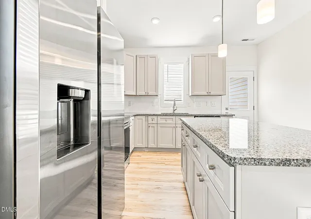 Photo 3 of Single family home for sale at 608 E Granville St, Dunn, NC 28334 | MLS# 10172220 | Listing updated on 2026-09-17