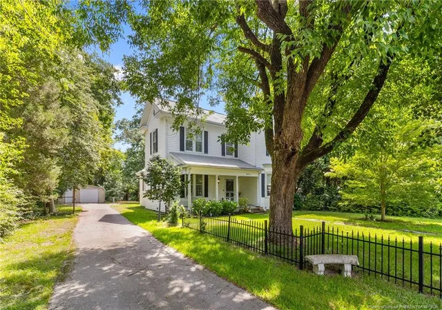 Photo 2 of Single family home for sale at 2511 Academy St, Sanford, NC 27332 | MLS# 763704 | Listing updated on 2026-09-09