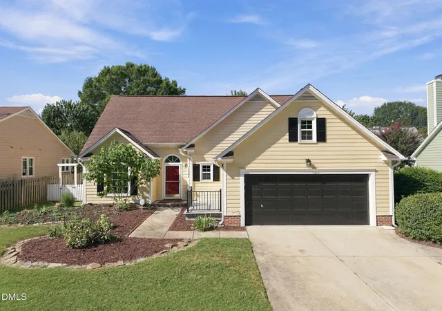 Photo 2 of Sale Pending at 12309 Harcourt Dr, Raleigh, NC 27613 | MLS# 10192695 | Listing updated on 2026-10-05