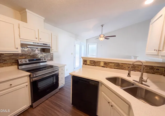 Photo 4 of Single family home for sale at 3117 Verdugo Dr, Raleigh, NC 27610 | MLS# 10173732 | Listing updated on 2026-10-07