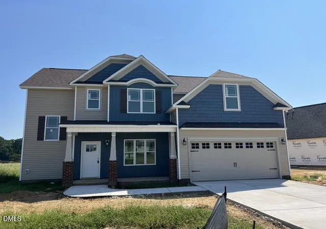 Photo 4 of Single family home for sale at 110 Bernie Dr, Selma, NC 27576 | MLS# 10173915 | Listing updated on 2026-09-13