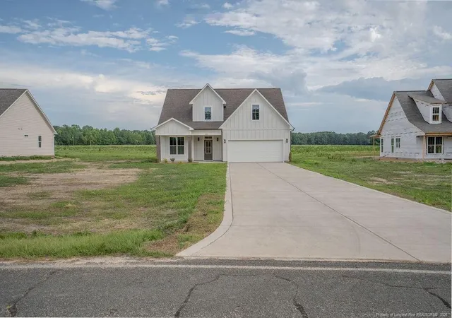 Photo 1 of Single family home for sale at 5128 Ross W Rd, Dunn, NC 28334 | MLS# 764051 | Listing updated on 2026-10-03