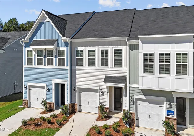 Photo 2 of Townhouse for sale at 231 Elyse Overlook Lp #38, Sanford, NC 27332 | MLS# 10174715 | Listing updated on 2026-10-29