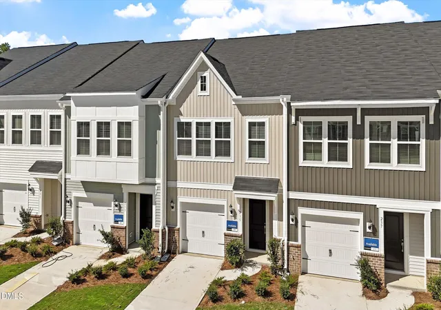 Photo 2 of Townhouse for sale at 235 Elyse Overlook Lp #40, Sanford, NC 27332 | MLS# 10174717 | Listing updated on 2026-10-29