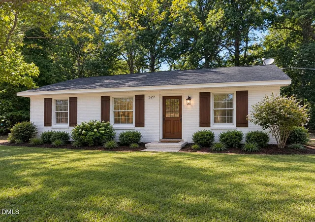 Photo 1 of Single family home for sale at 521 Locust Rd, Hillsborough, NC 27278 | MLS# 10174950 | Listing updated on 2026-09-16