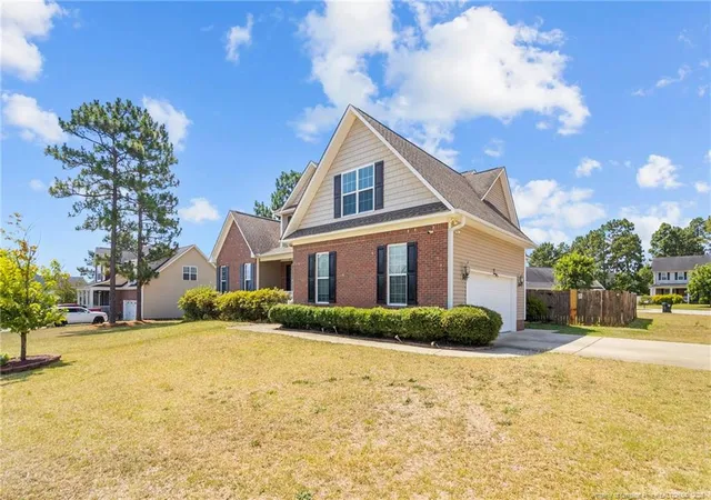 Photo 3 of Sale Pending at 17 Orangewood Ct, Lillington, NC 27546 | MLS# 764532 | Listing updated on 2026-09-10