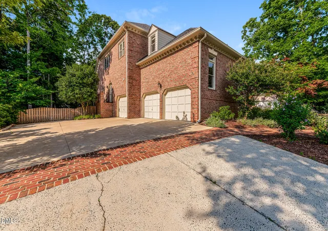 Photo 4 of Single family home for sale at 302 Versailles Dr, Cary, NC 27511 | MLS# 10175701 | Listing updated on 2026-09-20