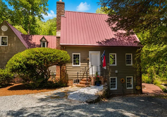 Photo 1 of Single family home for sale at 180 Hobbs Rd, Pittsboro, NC 27312 | MLS# 10193250 | Listing updated on 2026-09-27