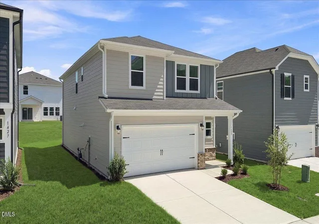 Photo 2 of Single family home for sale at 1429 Hatteras Rd, Durham, NC 27704 | MLS# 10176738 | Listing updated on 2026-09-16