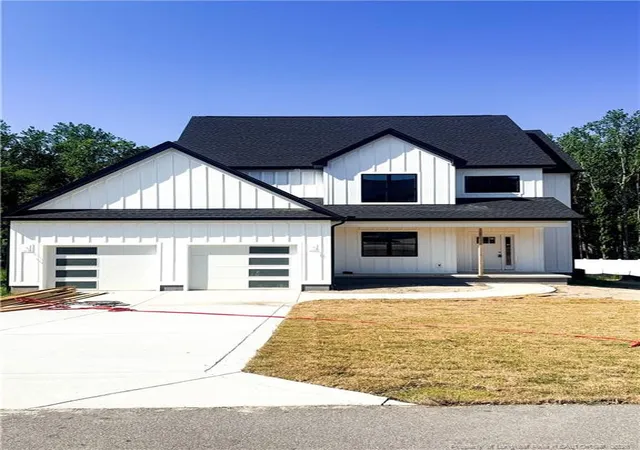 Photo 1 of Single family home for sale at 416 Stable Ct, Linden, NC 28305 | MLS# 764934 | Listing updated on 2026-09-02