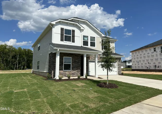 Photo 3 of Single family home for sale at 2501 Rosewood Blf Dr, Zebulon, NC 27597 | MLS# 10177541 | Listing updated on 2026-10-01