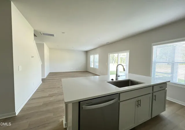 Photo 4 of Single family home for sale at 2501 Rosewood Blf Dr, Zebulon, NC 27597 | MLS# 10177541 | Listing updated on 2026-10-01